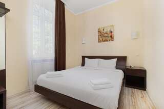 Апарт-отели ApartHotel LeonRooms Одесса Стандартный номер-студио-3